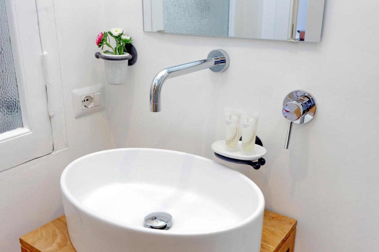 Sistina Apartment Rome Bagian luar foto